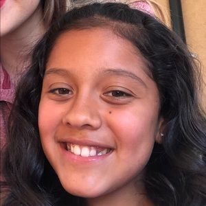 Meet your Posher, 𝓂 𝑒 𝓁 𝒶 𝓃 𝒾 𝑒